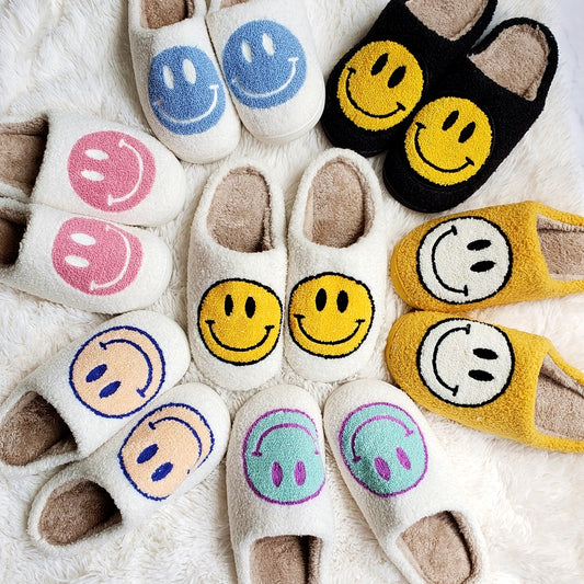 Big Smiley Pattern Slippers 2.0