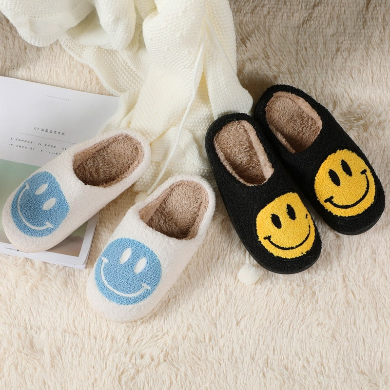 Big Smiley Pattern Slippers 2.0